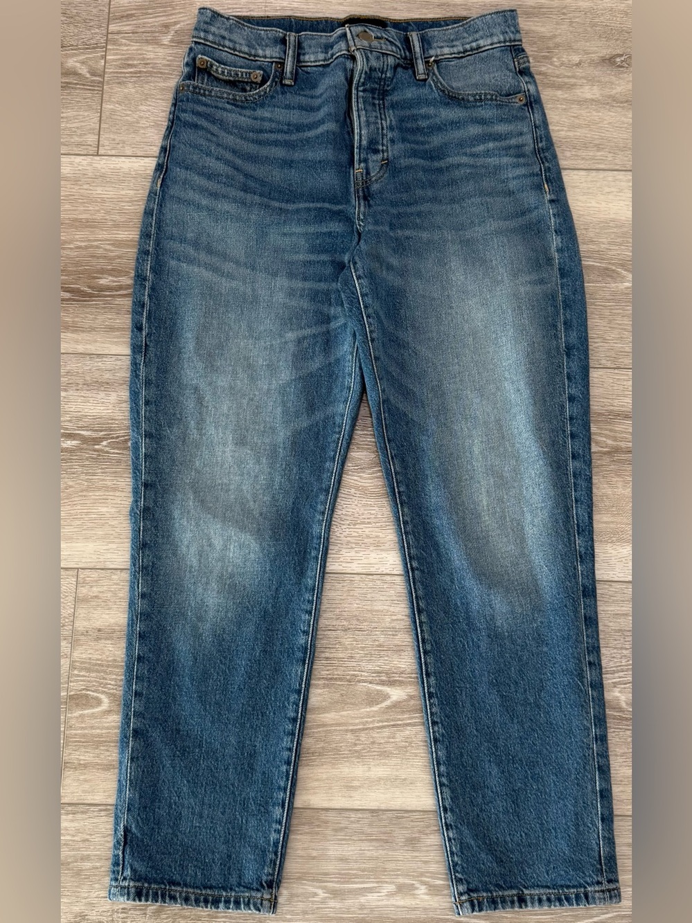 Lucky Brand Women's Straight Leg Jeans in Blue Wash